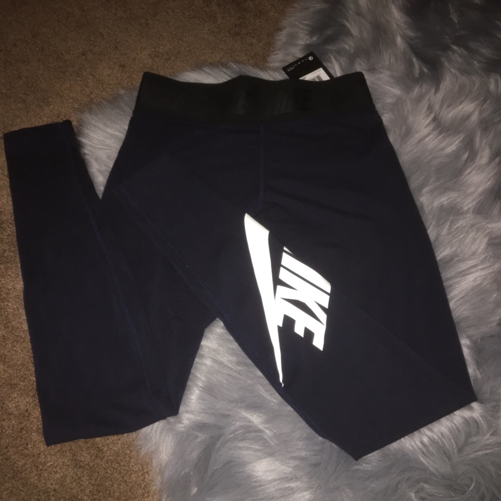 Nike leggings